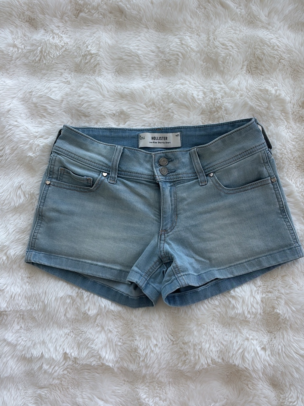 Hollister Women's Light Wash Low Rise Shortie Denim Jean Shorts